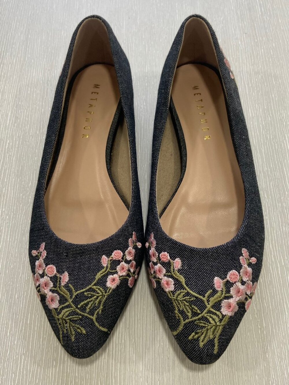 Metaphor Deni Ballet Flats Women's Size 6